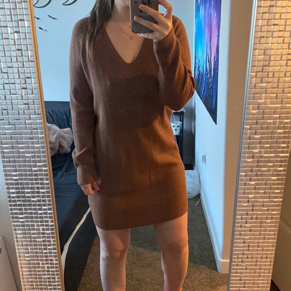 Brown sweater dress - Picture 2 of 3